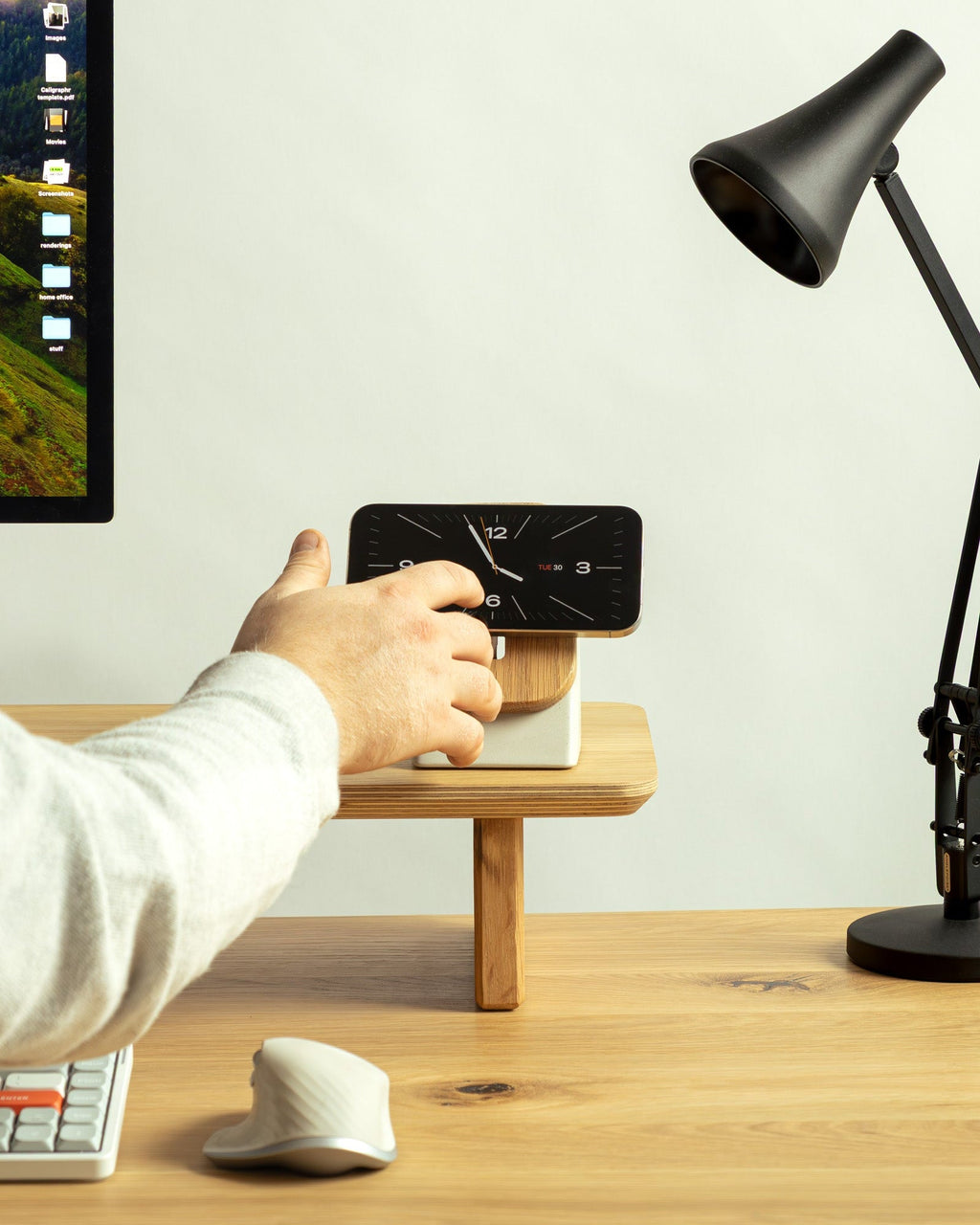 Upright MagSafe Stand Bundle