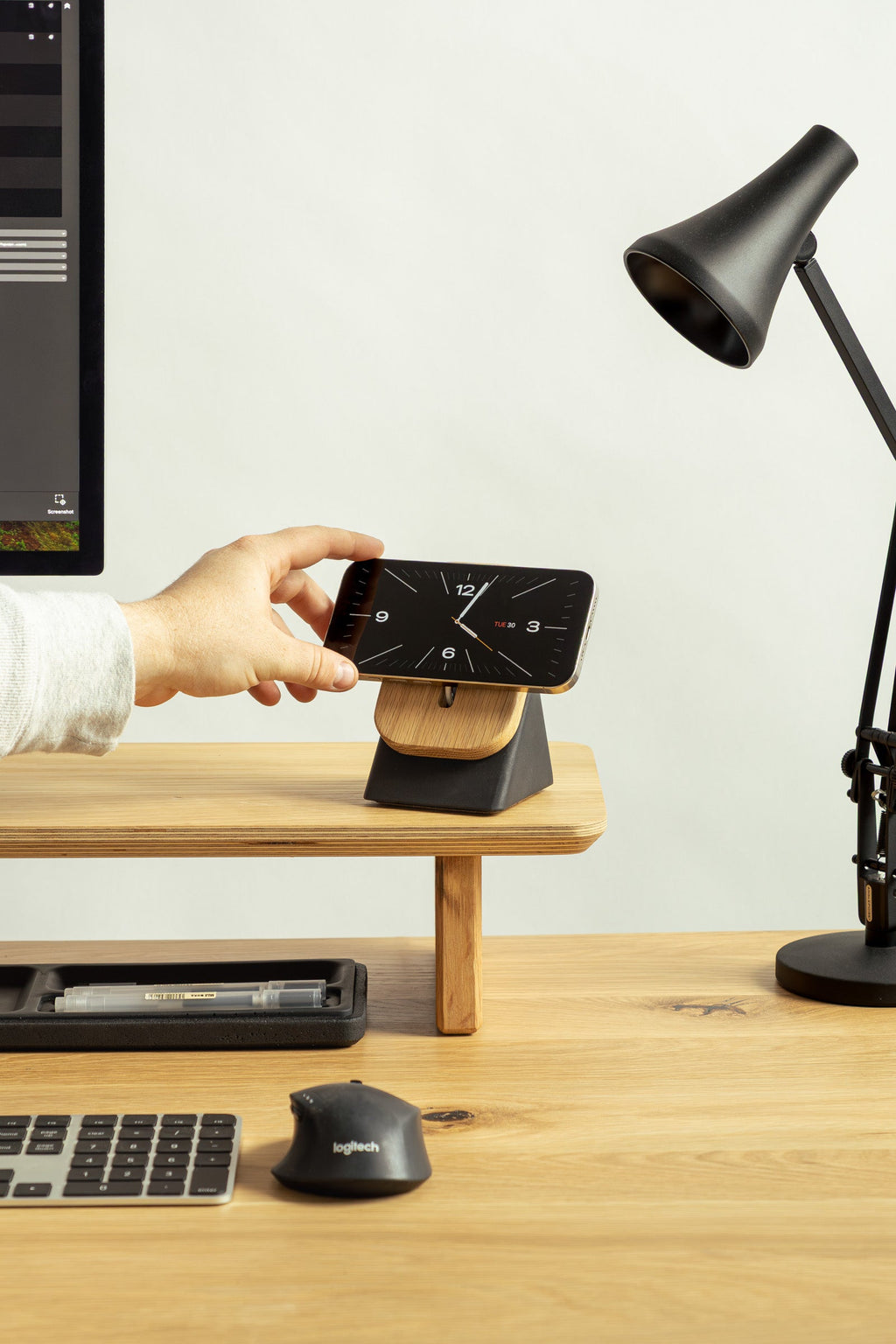 Upright MagSafe Stand Bundle