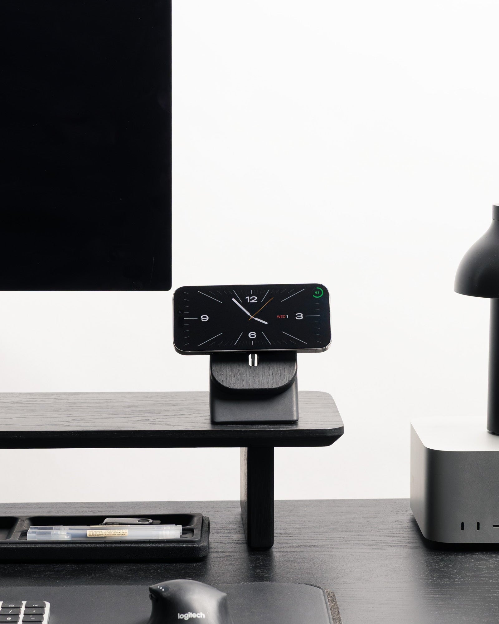 Upright MagSafe Stand (Black / Charcoal)