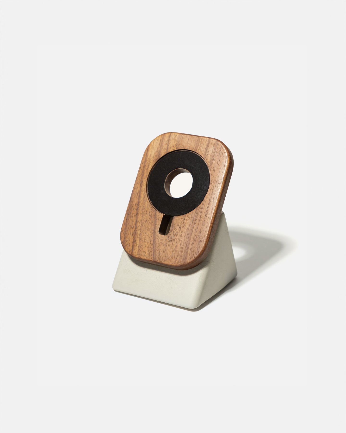 Upright MagSafe Stand Bundle